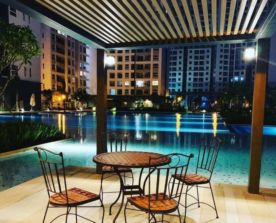 Căn hộ @ Sunrise Riverside *